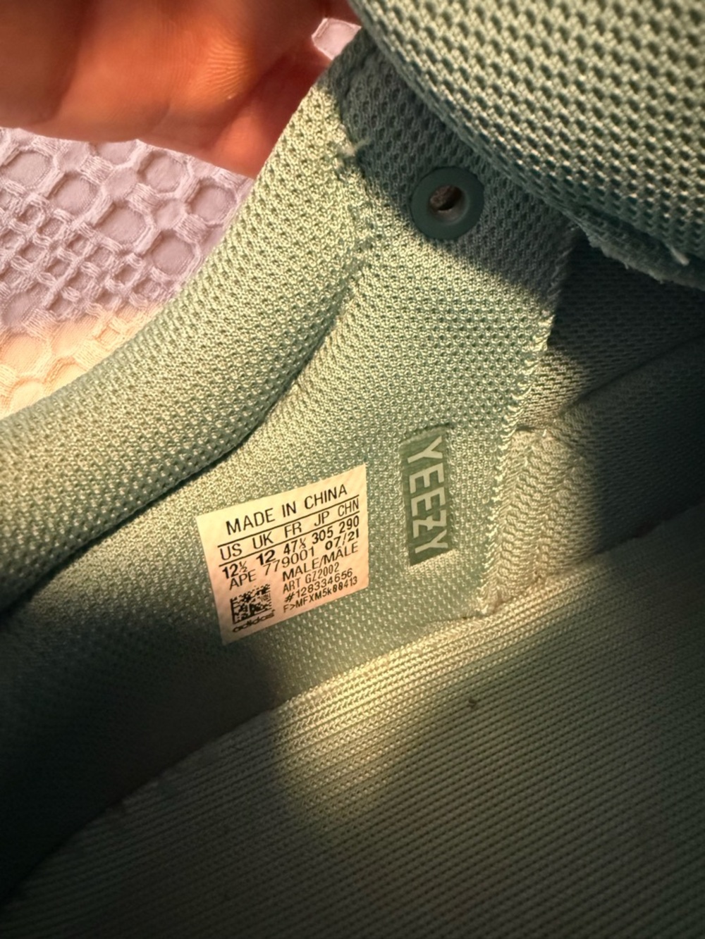 Yeezy Boost 700 Faded Azure View 6